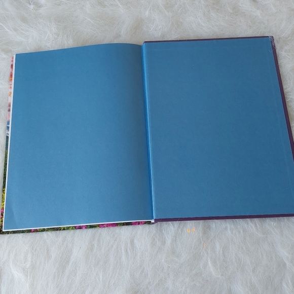 Book: A Year in the Country 2020 - Picture 4 of 14